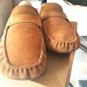 Ugg loafer